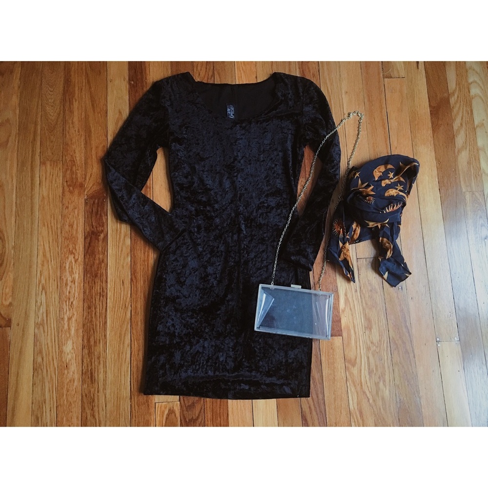 90s vintage grunge black crushed velvet dress